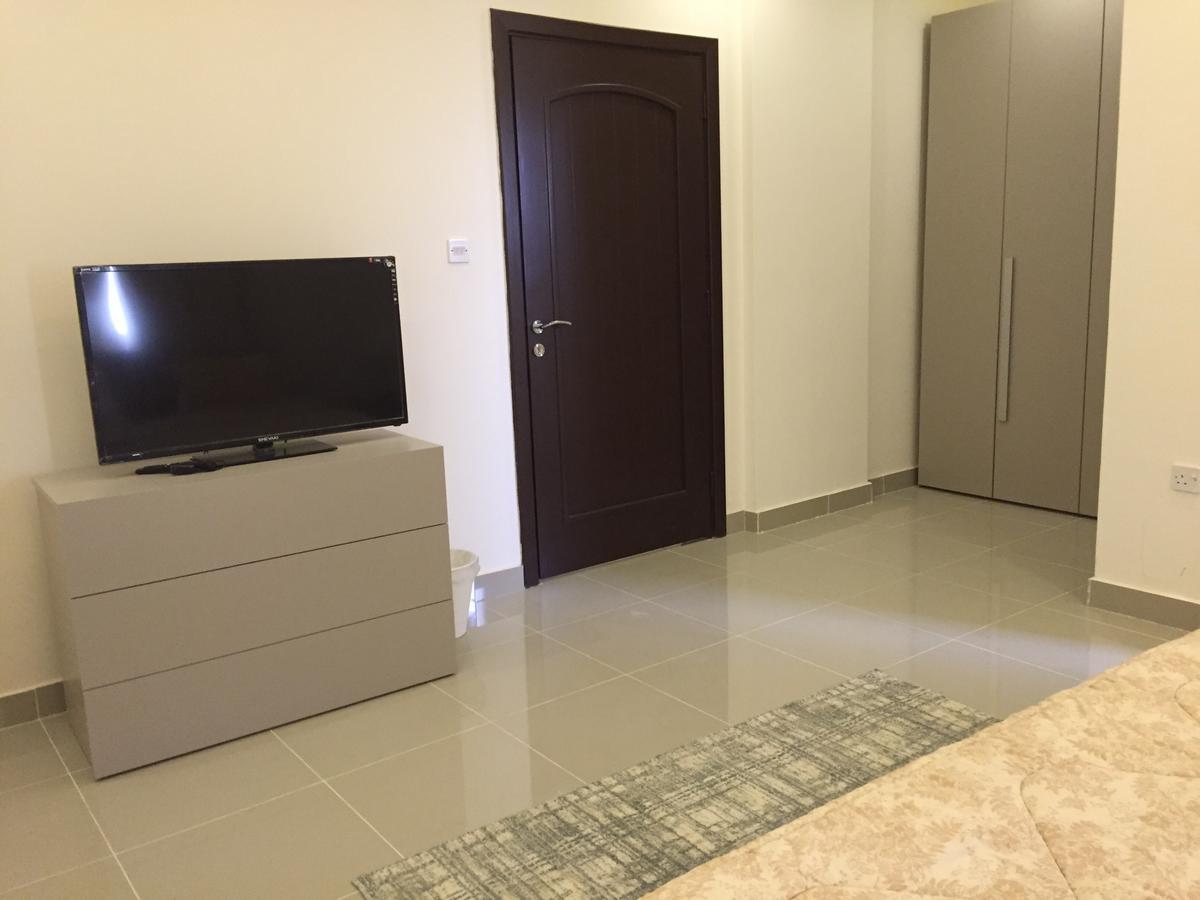 The Diamonds Apartment Al Khiran Exterior photo