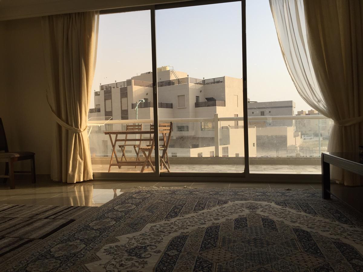 The Diamonds Apartment Al Khiran Exterior photo